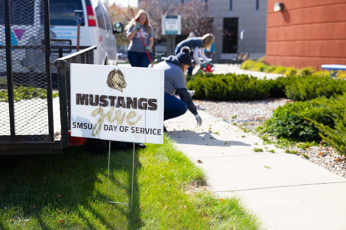 2023 Mustangs Give Day of Service work